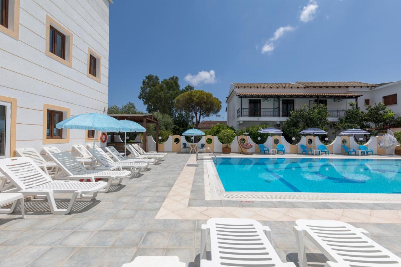 Lefkimi Hotel Kavos Exterior photo