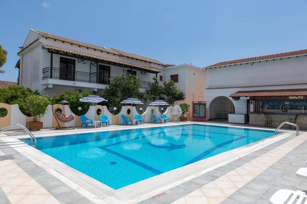 Lefkimi Hotel Kavos Exterior photo