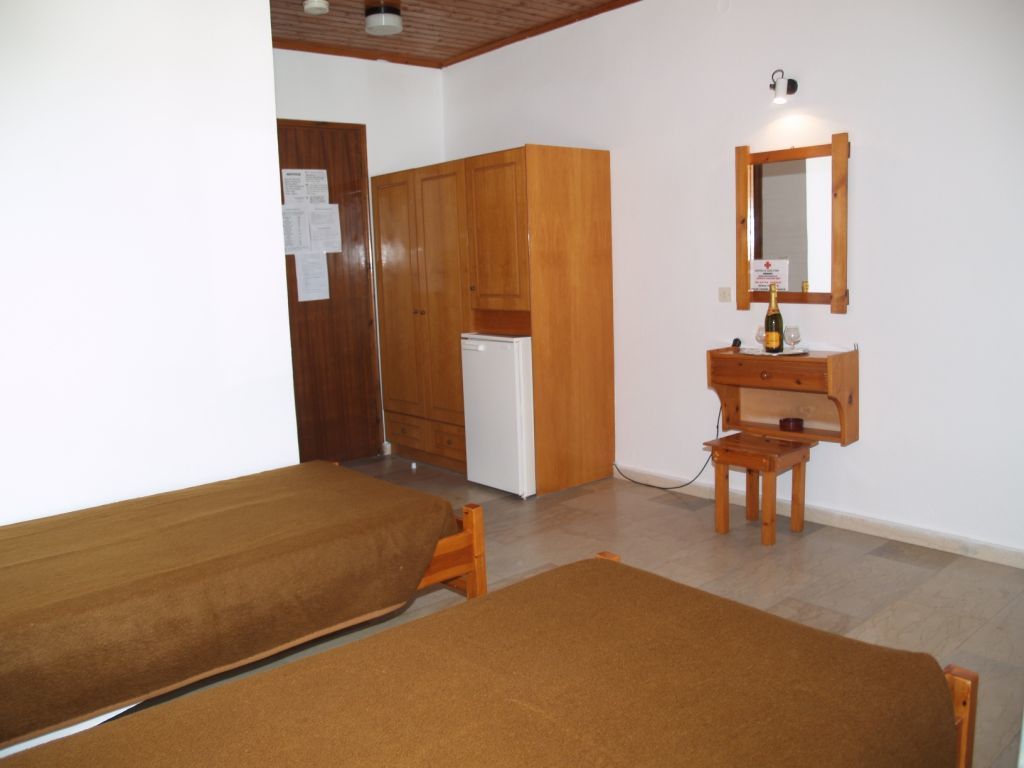 Lefkimi Hotel Kavos Exterior photo